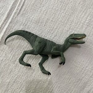 Jurassic‎ World Hasbro 2015 Velociraptor CHARLIE 10" Dinosaur Figure Collectible